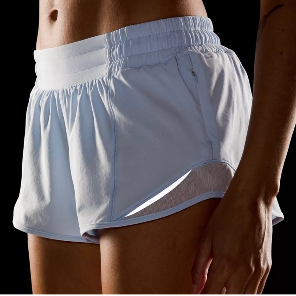 Lululemon Hotty hot short II Windmill 6 2.5”